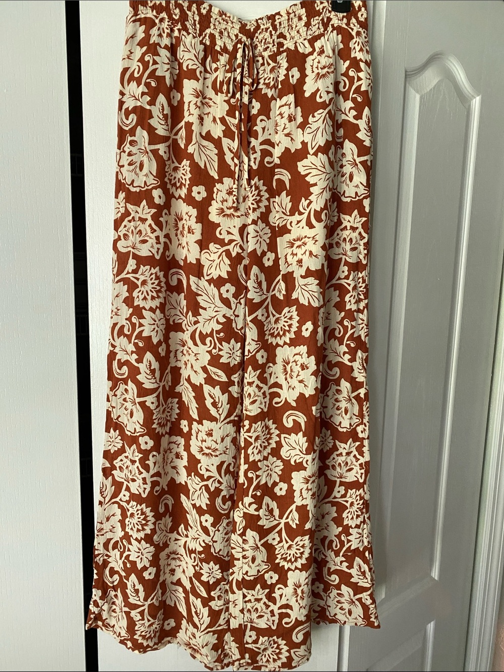Paper Crane Rust and Cream Floral Wide-Leg Pants